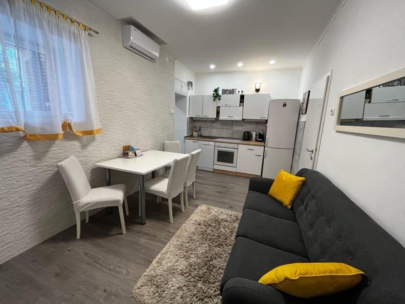 Apartman Plasse リエカ エクステリア 写真
