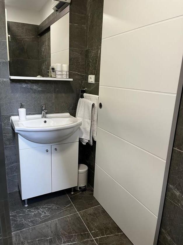 Apartman Plasse リエカ エクステリア 写真